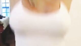 Sara Underwood - Workout in Peru (December 2017)