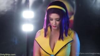 NEW: Delphine Meg Turney’s Faye Valentine Nude Cosplay Video | celebwhore