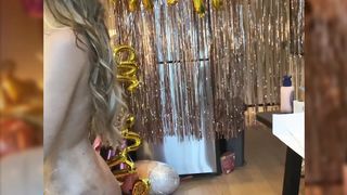 NEW * Farrah Abraham – Fun with Dildo and cream | celebwhore