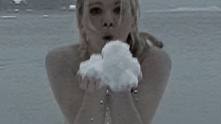 09 PUBLIC ACTS THAT MIGHT MAKE YOU A WHORE | celebwhore