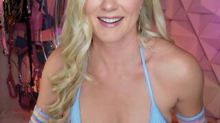 NEW VIDEO: Kat Wonders Weekly 155 Video | celebwhore