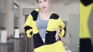 Amanda Cerny Xnxx Nipple Slip Stripping Video Leaked | celebwhore.com