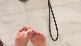 NEW VIDEO: Corinna Kopf Bare Feet Xnxx Video Leaked | celebwhore.com