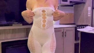 Vicky Stark White Outfits Try On xnxx Video Leaked | celebwhore.com
